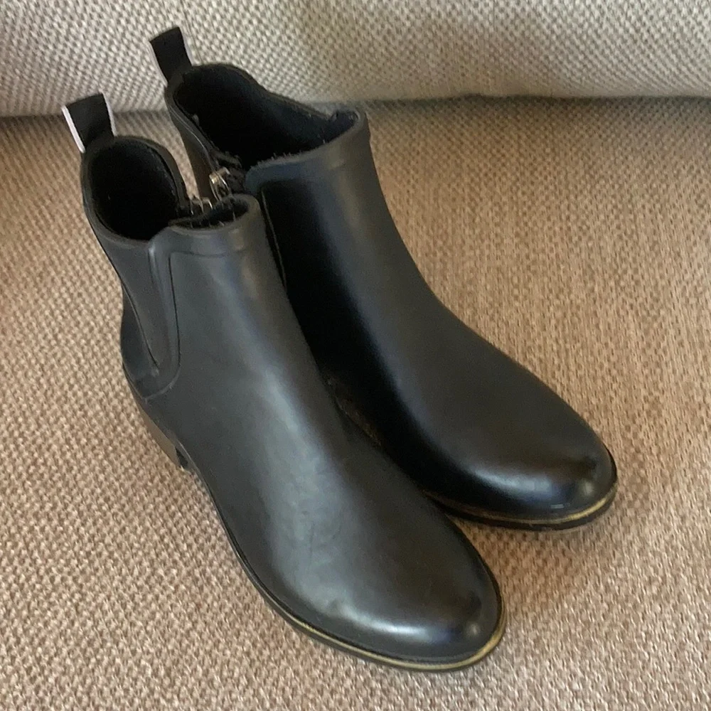 LUCKY BRAND Black Rubber Chelsea Rain Boots Womens Size 6 - Picture 3 of 12